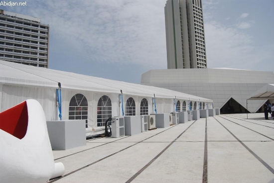 Hôtel Ivoire / 350 agents licenciés à la fin de ce mois